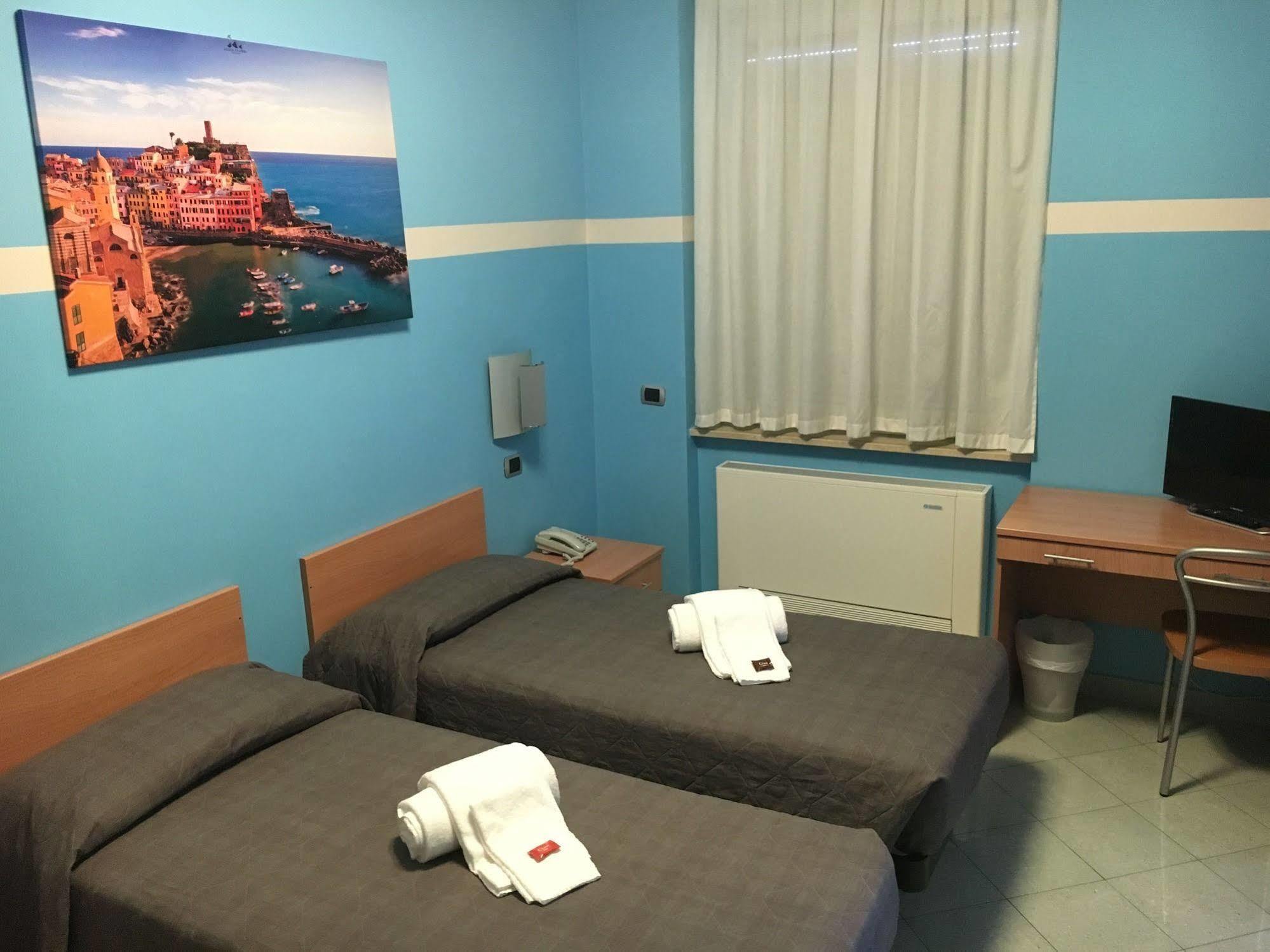 Hotel Hh Il Gabbiano La Spezia Zewnętrze zdjęcie