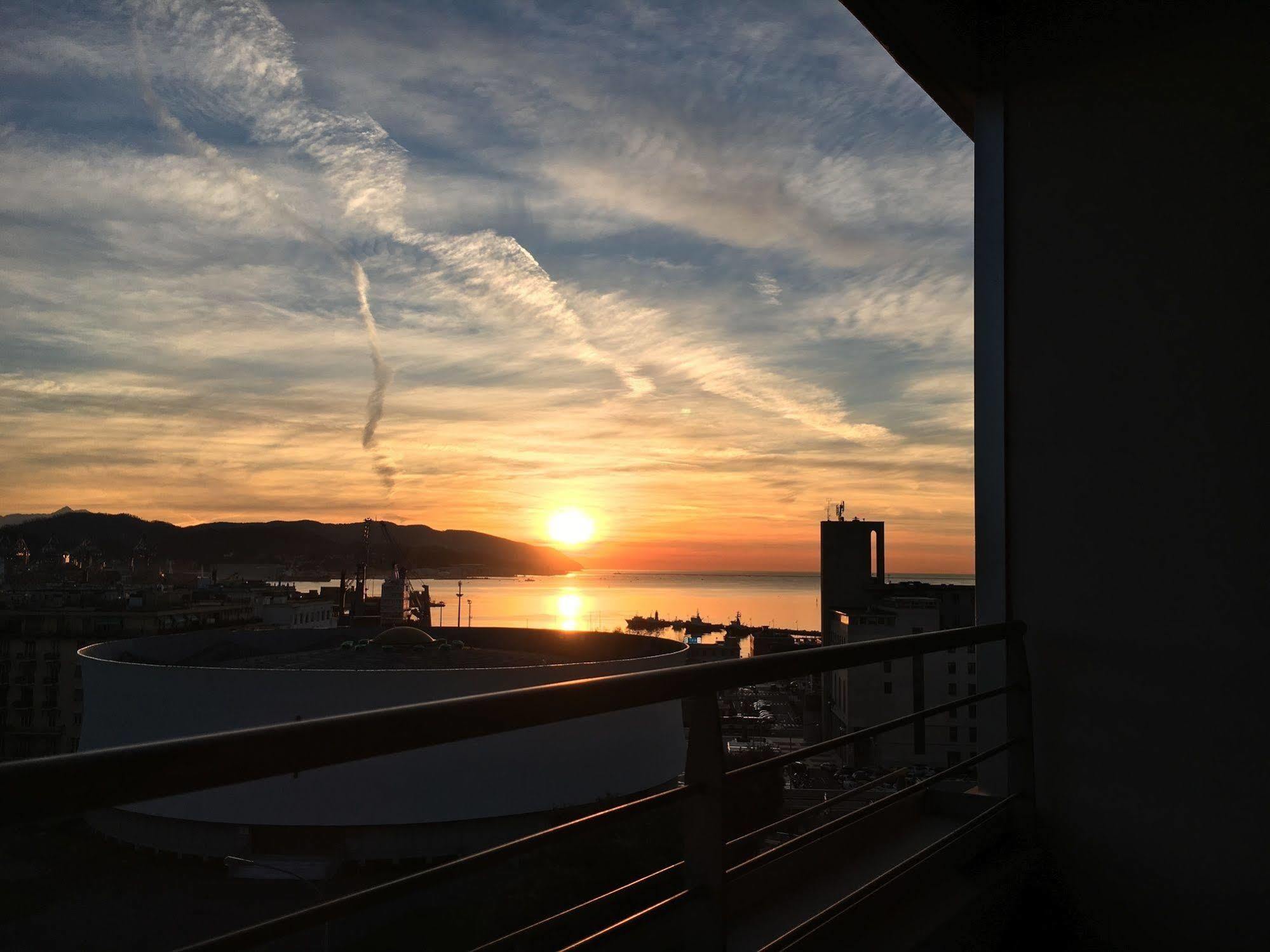 Hotel Hh Il Gabbiano La Spezia Zewnętrze zdjęcie