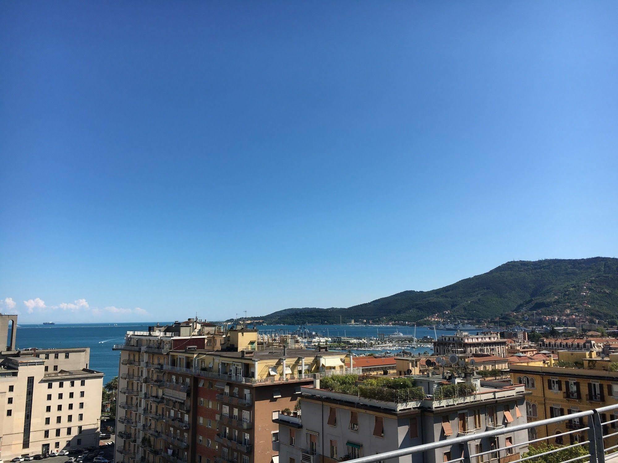 Hotel Hh Il Gabbiano La Spezia Zewnętrze zdjęcie